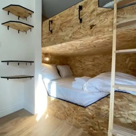 Le - 5 Personnes Avec Parking Apartamento *